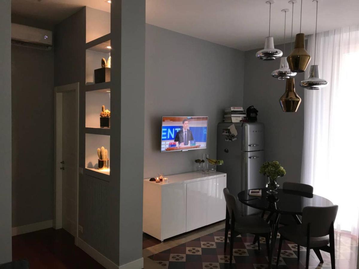 A Casa Di... Apartment มิลาน ภายนอก รูปภาพ